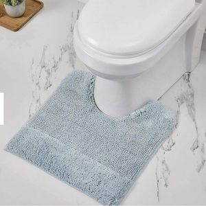 New Bathroom rug. 100% cotton, never used